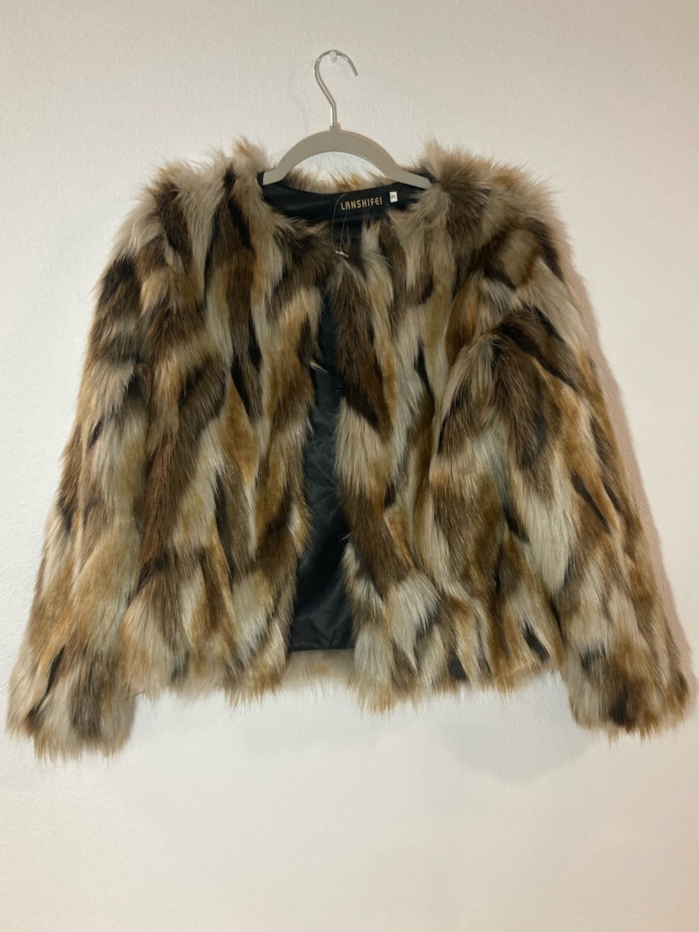 Lanshifei Animal Pelt Print Faux Fur Cropped Jacket Small Brown Tan
